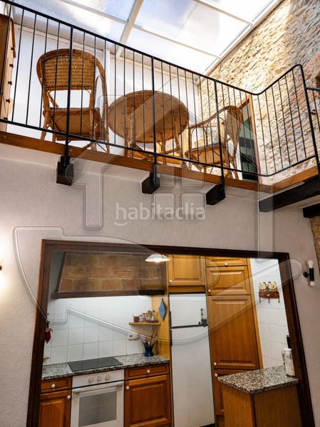 Foto fea1918e-beb7-4f1d-96da-814f6990d20c. Casa adossada amb xemeneia calefacció a Vilablareix