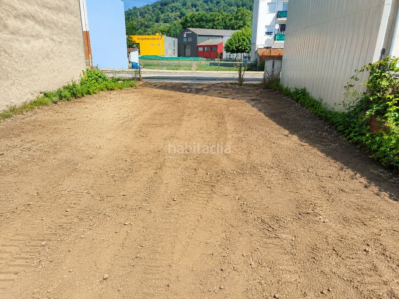 Foto 14b1bd14-18e1-47dd-aefb-a1814083bafb. Terreny residencial a Olot