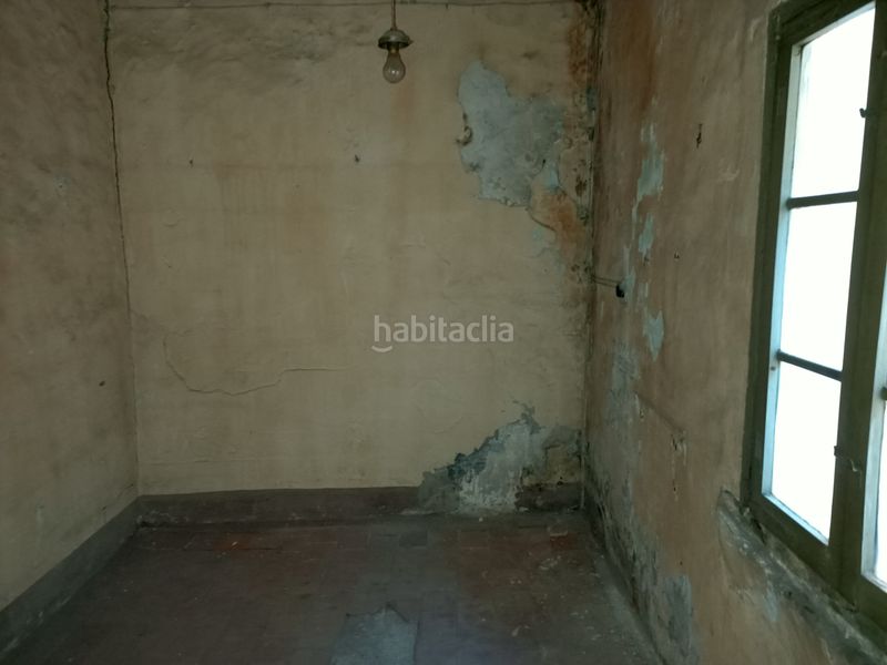 Foto 89cd2249-9f29-4b7b-977c-341bf057432b. Casa a carrer alta maduixa 8 a Olot