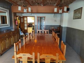 Casa adossada  Aragó. Restaurante con una vivienda en girona