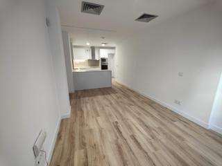 Apartament a Príncep 4. Piso de obra nova de tres habitaciones en la planta baja con asc