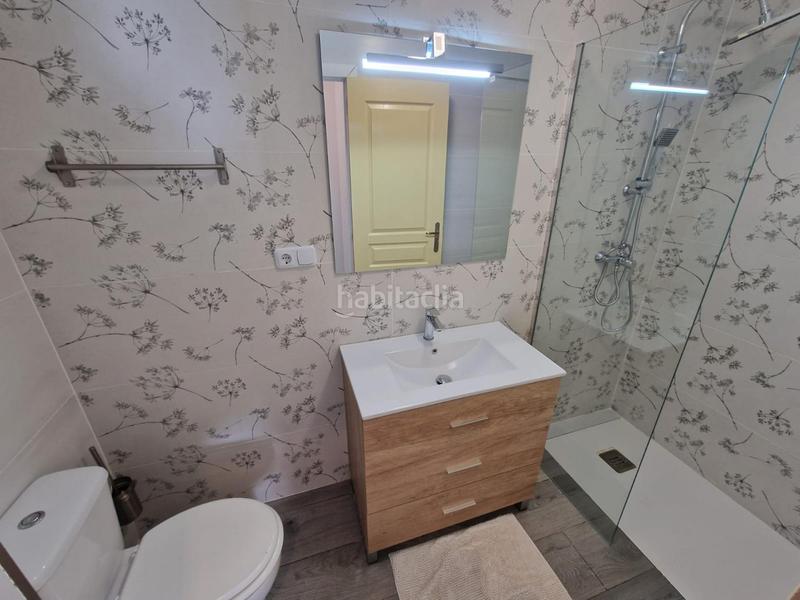 Foto 848a3d78-fde0-413f-ae2b-af051a5b5ea9. Casa adosada en muga-a 2 casa de 4 habitaciones 2 baños con licencia turística a 100 metros de la playa. en Empuriabrava