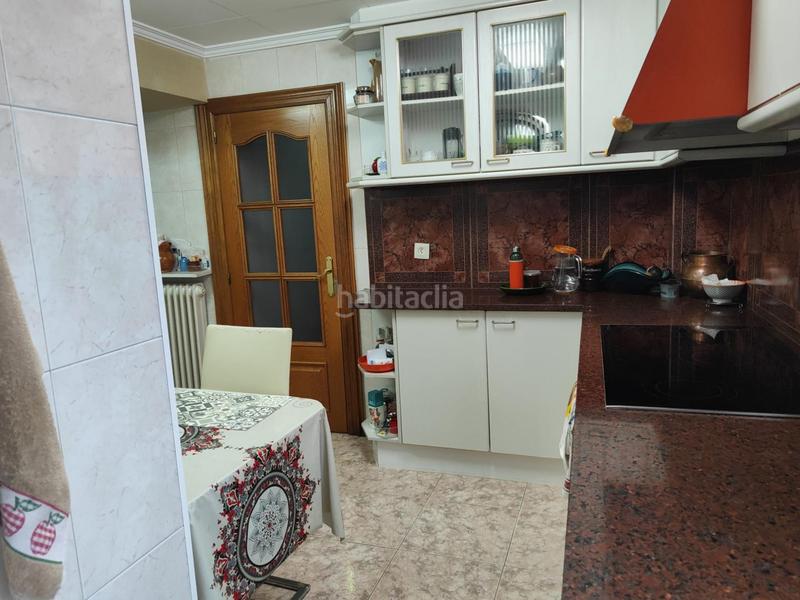Foto 529c3291-8ce2-4244-bfca-8f4dac4b92dd. Chalet casa unifamiliar a pla de dalt con jardín. en Olot