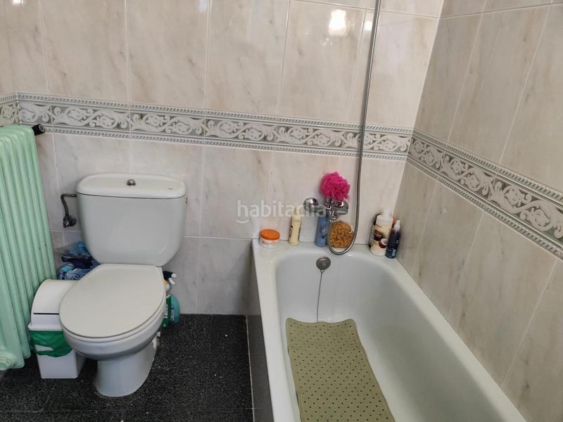 Foto 6a84cb1b-86f3-473f-8604-1e9533ad240c. Chalet casa unifamiliar a pla de dalt con jardín. en Olot