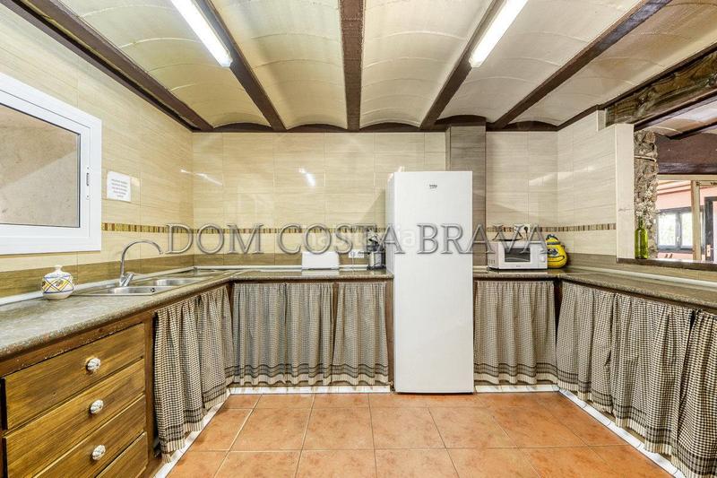 Foto 56189131-0c38-4e0f-8734-f56b04475837. Masía casa rural con licencia turística. en Cistella