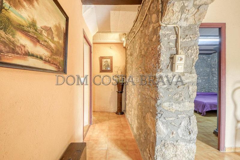 Foto 59b8631a-f7c1-4cc6-ac28-fff64569b6ea. Masía casa rural con licencia turística. en Cistella