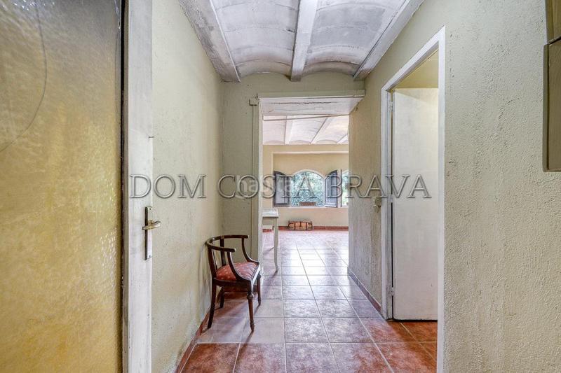 Foto a51c3a89-6380-4262-a487-3a83045383c1. Masía casa rural con licencia turística. en Cistella