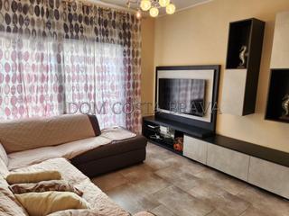 Casa adossada  Fajol. Casa a bonavista olot de 4 habitaciones un baño un aseo.