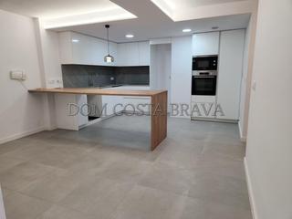 Duplex  Andreu tuyet i santamaria. Duplex en girona