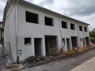Casa adossada  Rocacorba. Casa adosada de obra nueva de 4 habitaciones y 2 baños