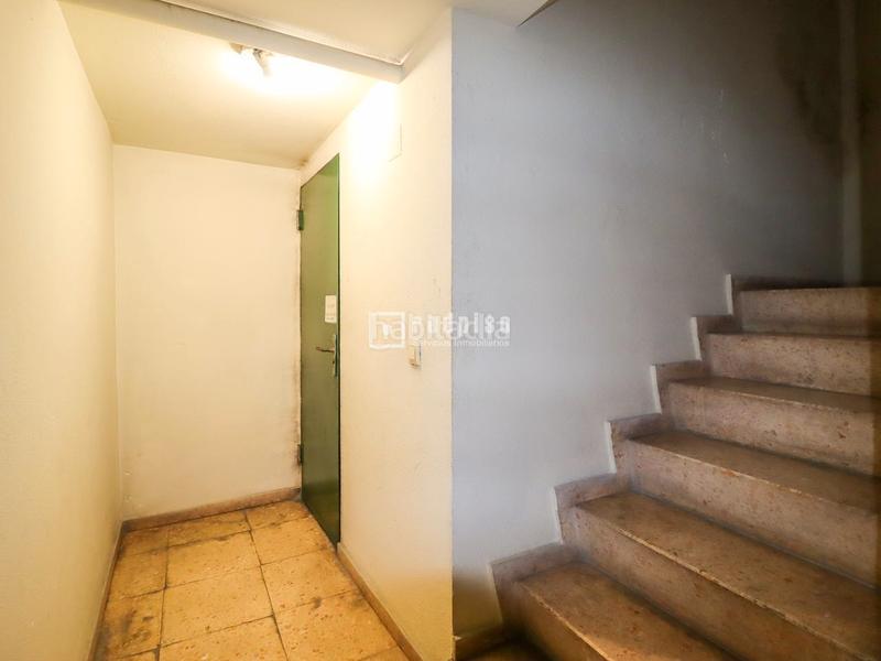 Foto c5a3e46a-969a-4443-8e7f-9cca637a2468. Autoparkplatz in Mont Olivet Valencia