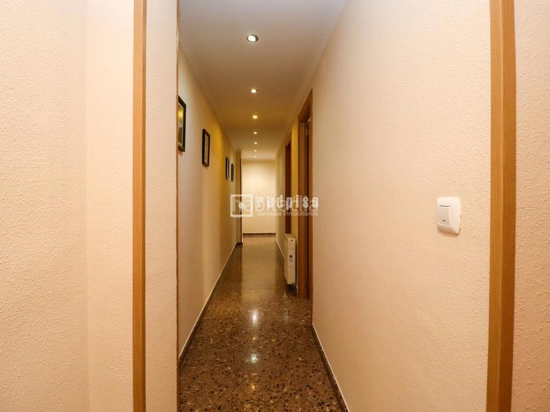 Foto 5ef6b0bc-aca2-4369-b293-6e999671cc45. Miete etagenwohnung mit parking in Mont Olivet Valencia