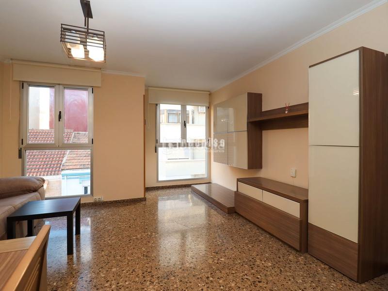 Foto 71a06202-95d2-4141-a529-34875856617a. Miete etagenwohnung mit parking in Mont Olivet Valencia