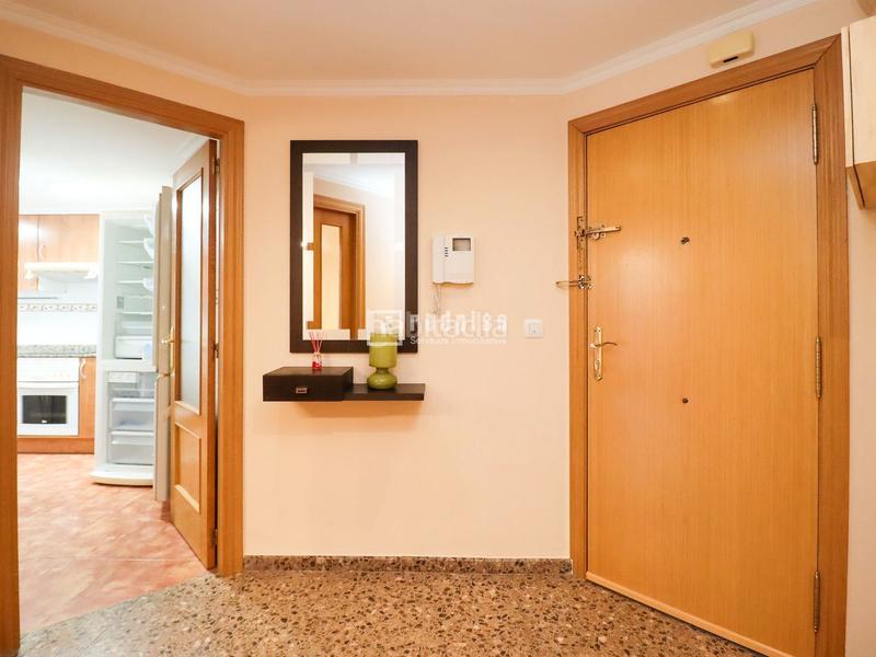 Foto 80e7f0c7-d008-4dfc-9800-ff5989baaf45. Miete etagenwohnung mit parking in Mont Olivet Valencia