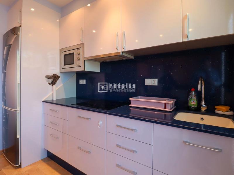 Foto 8ba8c28f-2bfb-4afe-9928-d4364165abd5. Miete etagenwohnung in Ciutat de les Ciències i de les Arts - Justicia Valencia