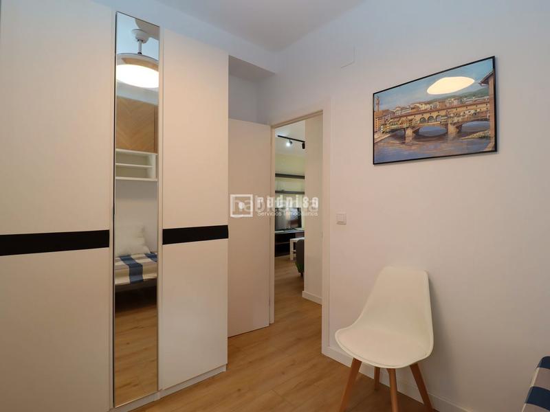 Foto 724bec86-bb15-4790-91ce-31c25dee5fb7. Lloguer pis a Mont Olivet Valencia