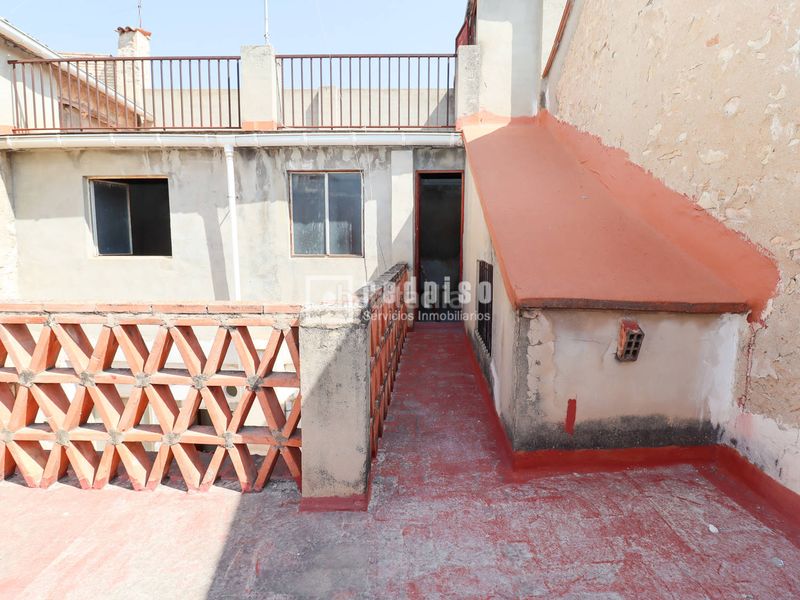 Foto 06e6f483-1345-4e47-b50a-d896bd7d7ecd. Casa amb calefacció a Benigànim