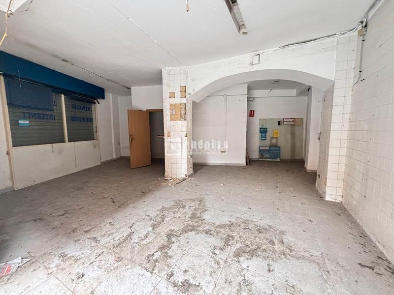 Foto 8d20282d-8d12-46d1-9ea8-652699b4b467. Local comercial  a la venta en calle torrevieja. en Valencia