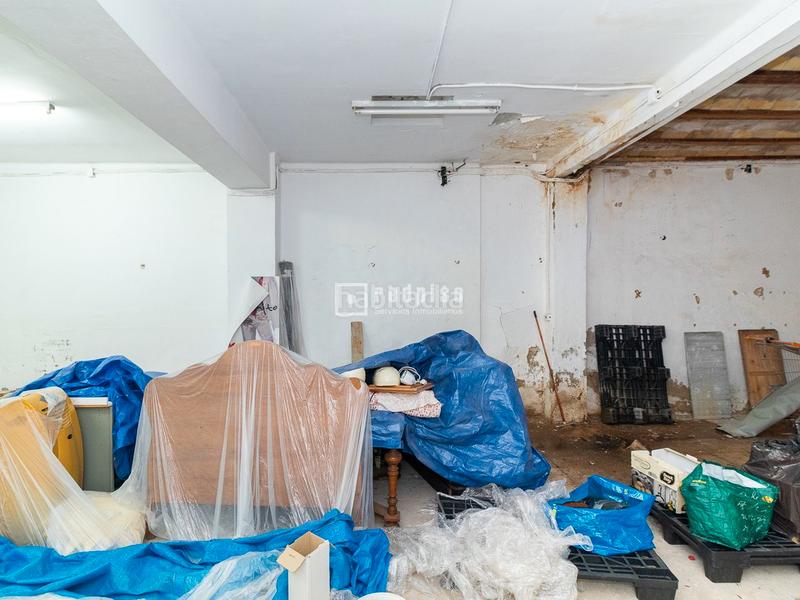 Foto ec7b5543-8f76-4ef8-ae46-d6cce828333a. Local commercial dans Barrio de Patraix Valencia