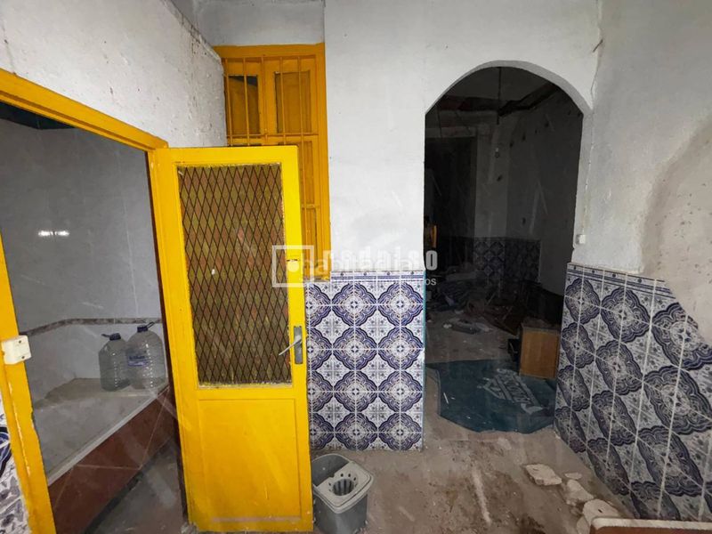Foto ab56037d-2322-4703-a876-3f2ebe038639. Casa a La Raïosa Valencia