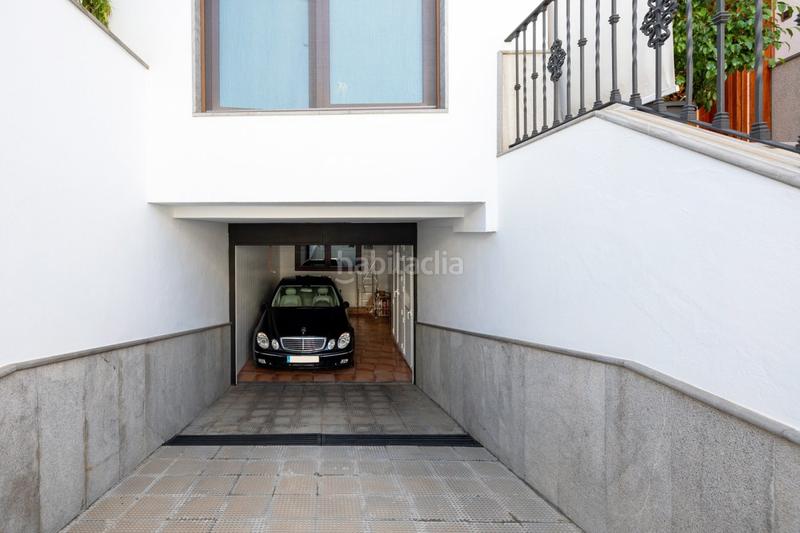 Foto 60f7dbb4-1991-4e90-898a-700754f8d4cc. Chalet a la venta chalet de lujo en La Cruz Granada