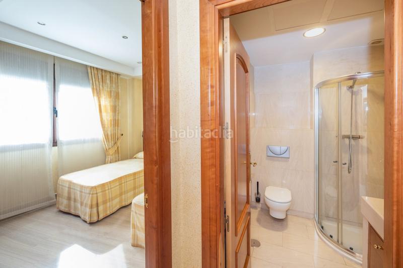 Foto fb6a7bfe-af57-4984-aa68-a6888834a248. Chalet a la venta chalet de lujo en La Cruz Granada