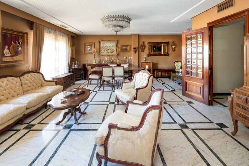 Foto 77fe3a5a-3340-4d40-86ef-6486e53137fe. Piso señorial piso en san anton en San Matías - Realejo Granada