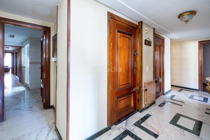 Foto b5a7aff8-0012-43f6-8869-44913549d82b. Piso señorial piso en san anton en San Matías - Realejo Granada