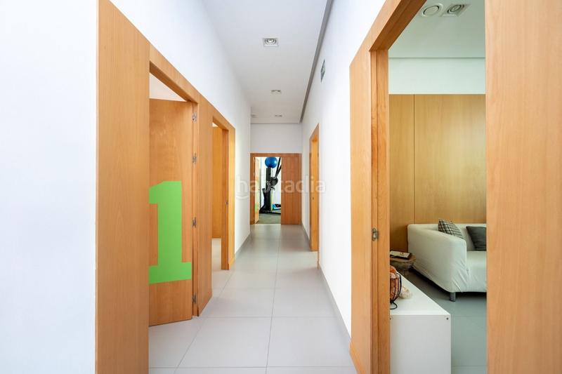 Foto ed84a9bd-5106-44c3-b3b1-3ecb1713aaa9. Local comercial a la venta local comercial en Cervantes Granada