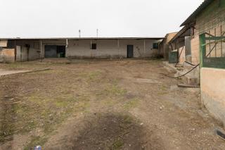 Terreny residencial a Moraleda de Zafayona. Terreno con almacen industrial a escasos minutos de autovía en m