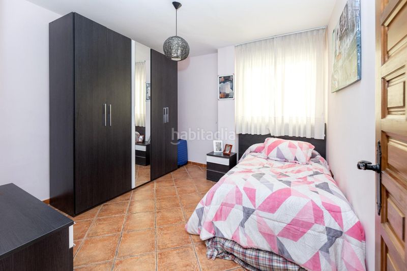 Foto 5274a8c2-a72d-4c41-8774-d6cc0fb85089. Pis a Zagra