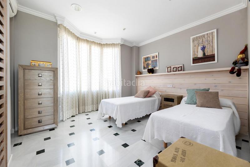 Foto 2f42ac11-b041-49c7-a7b0-66e2a33f914b. Chalet esspectacular chalet campo de golf las gabias en Gabias (Las)