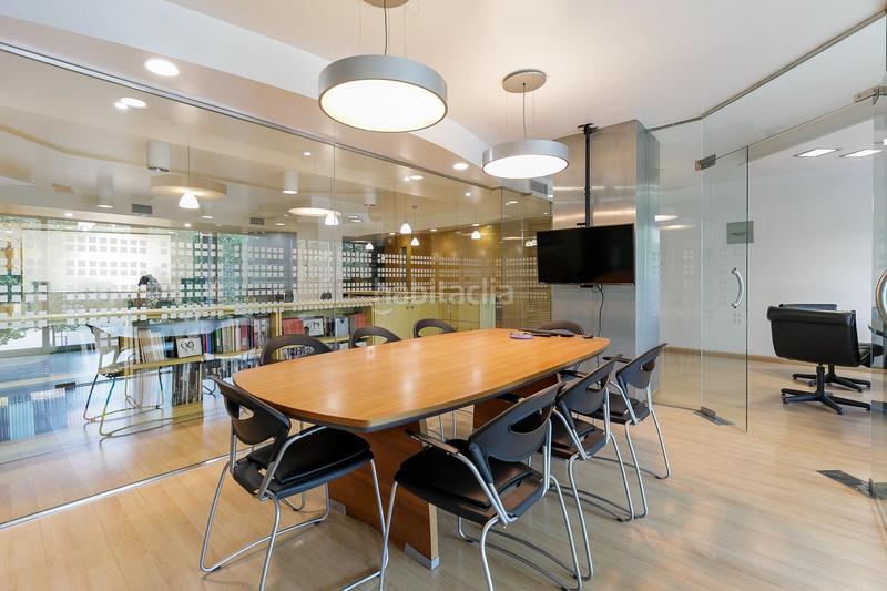 Foto ab05fbe2-5deb-4668-bbd6-2224c41cf81b. Geschäftsraum in Cervantes Granada