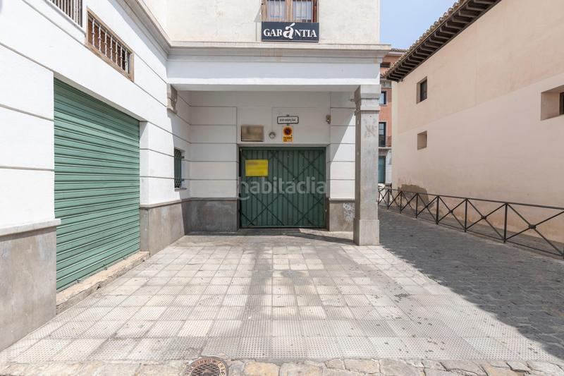 Foto 170a666c-5d0f-475e-ac18-0b02a5de3ab9. Aparcament cotxe a San Matías - Realejo Granada