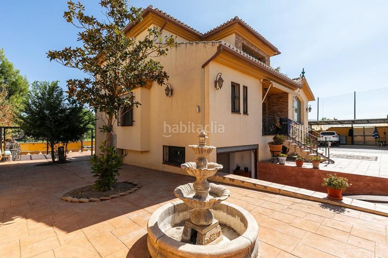 Foto b69be154-c786-46cd-87d3-407591547c93. Chalet  en primera linea del campo de golf de las gabias en Gabias (Las)