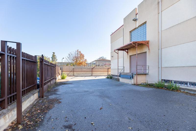 Foto e1342941-ed5f-4b70-aceb-d6eeafe4d451. Nau industrial a Polideportivo Alhendín