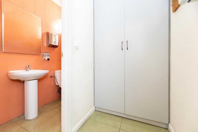 Foto ec2539f4-d530-4921-831c-375b63c5aeaf. Nau industrial a Polideportivo Alhendín