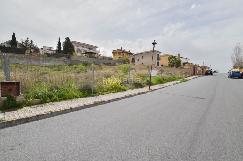 Foto 4525c26b-33d6-4a64-a49c-ab3382251c88. Terreno residencial en calle de trevenque 17 parcela edificable en el barrio en Monachil