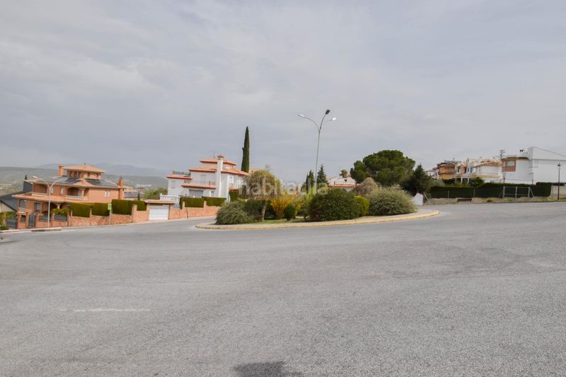Foto 68615413-4d25-425c-ba78-dc299db5dd17. Terreno residencial en calle de trevenque 17 parcela edificable en el barrio en Monachil