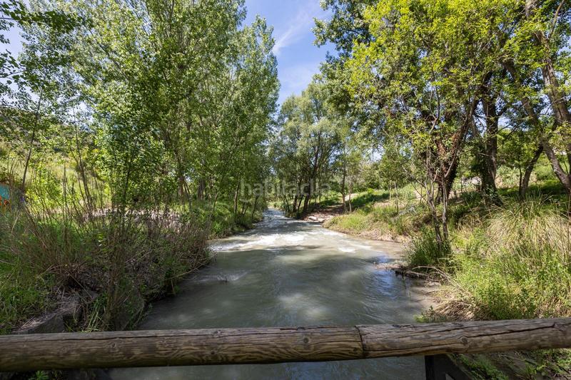 Foto b38d4e34-0410-4917-b928-a92f4a92863f. Rural plot in Cenes de la Vega