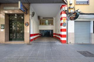 Parking coche en Fígares. Garaje en camino de ronda junta a recojidas.