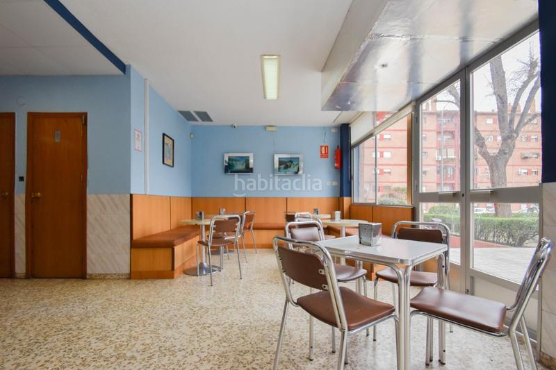 Foto 7d9393b5-ccad-47a1-86f4-9ddd92a972f8. Locale commerciale in plaza de poeta garcilaso de la vega 6 in Granada