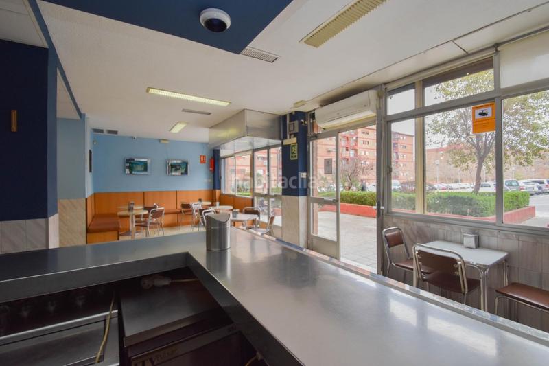 Foto 8d630043-17fc-48bf-93ce-6b4d19084270. Locale commerciale in plaza de poeta garcilaso de la vega 6 in Granada