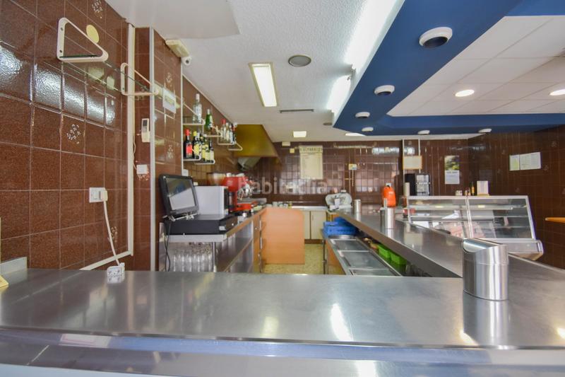 Foto 909494a0-ce36-4fdf-9455-80c20ad97f31. Locale commerciale in plaza de poeta garcilaso de la vega 6 in Granada