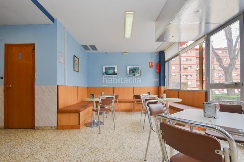 Foto b6461f84-9f77-48ea-87a3-22f650626b60. Locale commerciale in plaza de poeta garcilaso de la vega 6 in Granada