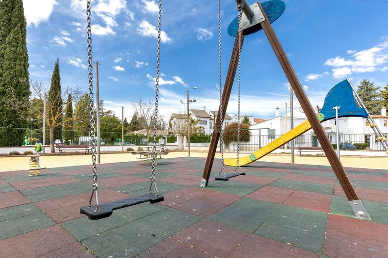 Foto f441802f-00ba-4573-aba7-309cee5b08d3. Terreno residencial solar en urbanizacion parque del cubillas en Albolote