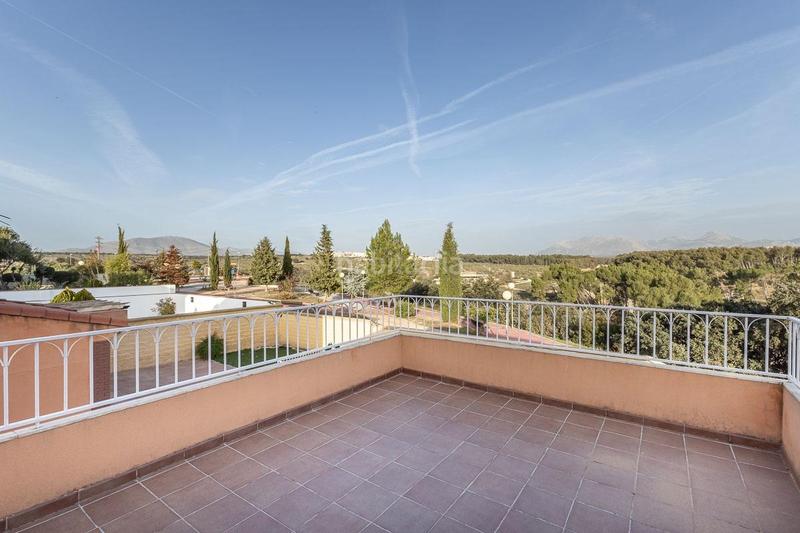 Foto 425bc200-a0ee-4d7f-9264-25940af9d9e4. Casa precioso chalet en Atarfe