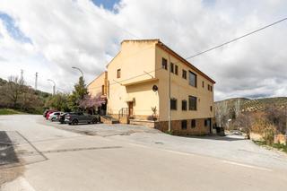 Édifice à Carretera polígono 2 parcela 237 vega la venta 1. Hotel restaurante en deifontes
