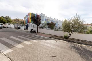 Terreny residencial a Aben humeya 4. Terreno urbano de 1600 metros unifamiliar para realizar hasta 6