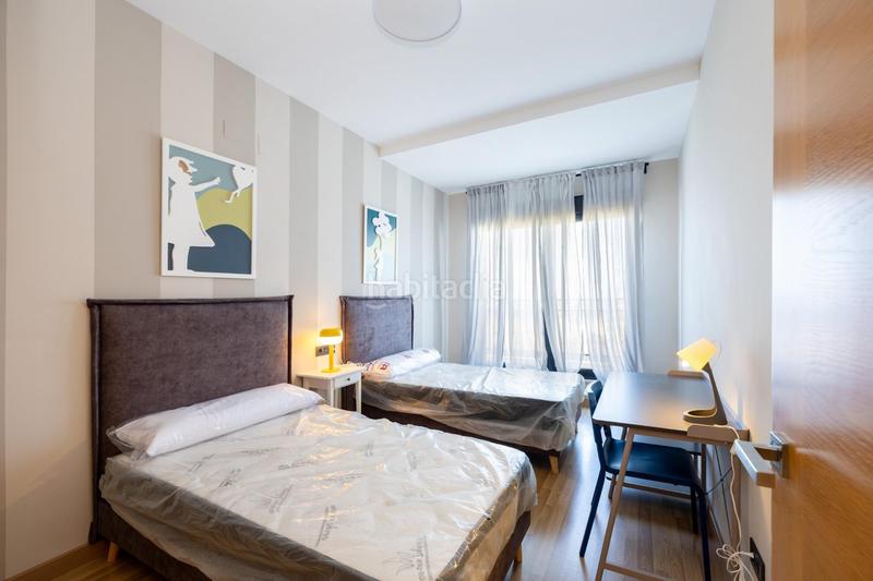 Foto f51b8750-b7f7-4479-918a-31f45db3cc5d. Àtic amb aparcament piscina a Campus de la Salud Armilla